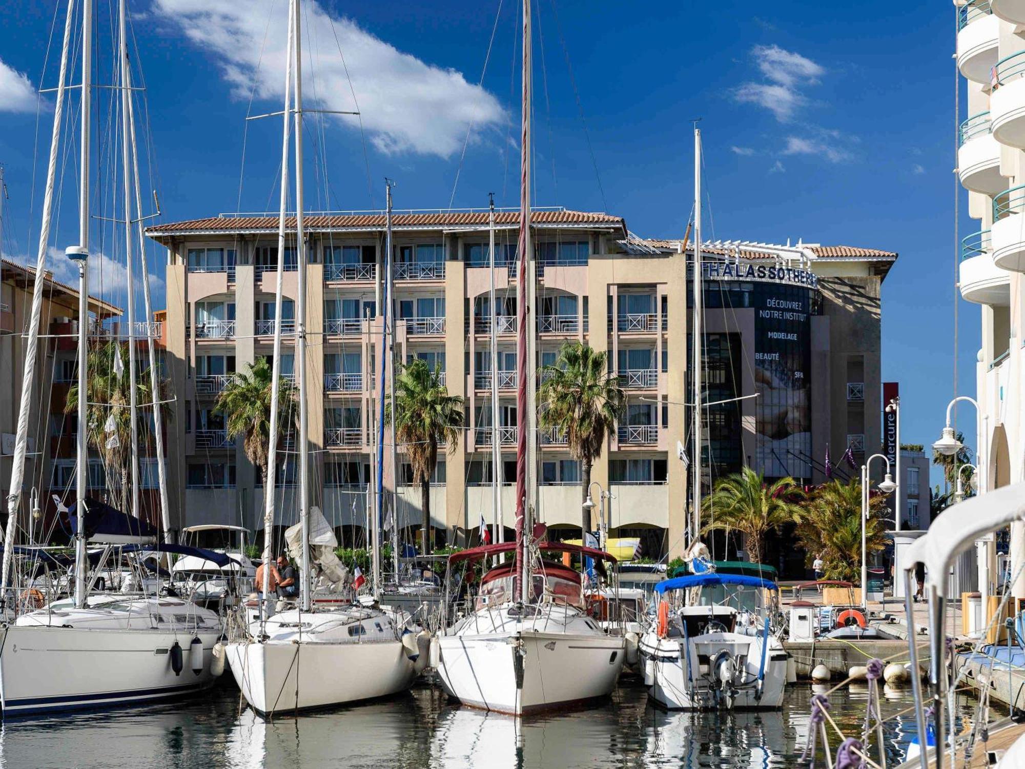 Mercure Thalasso & Spa Port Fréjus Exterior photo
